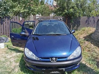 Albastru Utilizat 2006 Peugeot 206 Hatchback | 2.000 EUR