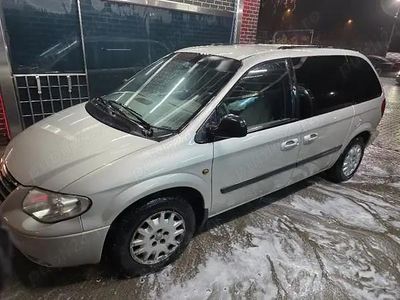 Second-hand Chrysler Voyager 143 CP (105 kW) 2006 Monovolum