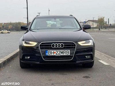 Culoarenegru Second-hand 2013 Audi A4 Attraction Break | 8.390 EUR (Preț OK)