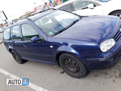 Albastru Utilizat 1999 VW Golf IV Hatchback | 1.200 EUR