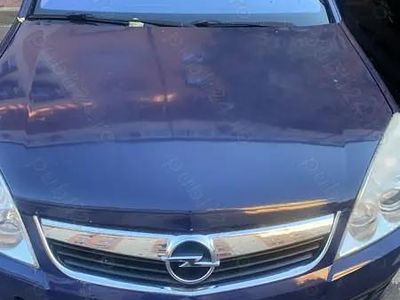 Albastru Utilizat 2006 Opel Vectra Hatchback | 1.500 EUR (Puțin scump)