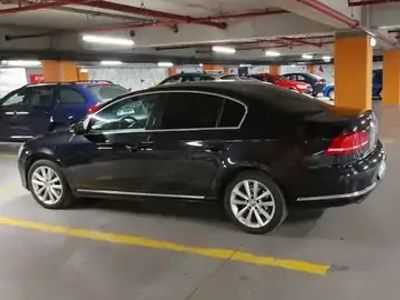 VW Passat
