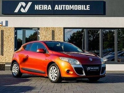Culoareportocaliu Utilizat 2010 Renault Mégane III Dynamique Coupe | 4.150 EUR (Preț OK)