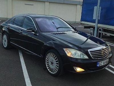 Culoarenegru Utilizat 2008 Mercedes S320 Berlinǎ | 9.500 EUR (Scump)