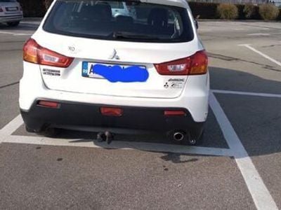 Alb Utilizat 2012 Mitsubishi ASX SUV | 10.000 EUR (Scump)