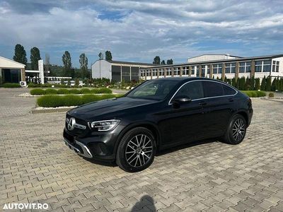 Culoarenegru Utilizat 2022 Mercedes GLC300 Coupe | 49.610 EUR