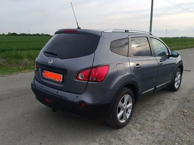 Nissan Qashqai +2