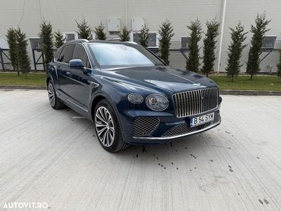 Second-hand Bentley Bentayga 462 CP (339 kW) 2024 Culoarealbastru SUV