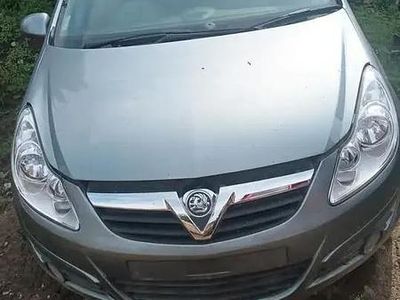 Gri Utilizat 2010 Vauxhall Corsa Hatchback | 900 EUR