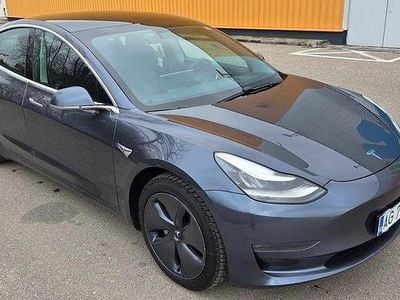 Second-hand Tesla Model 3 324 kW (441 CP) 2020 Culoaregri Berlinǎ