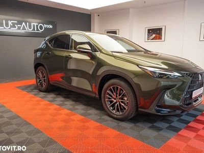 Nouă Lexus NX350h Executive Line 190 CP (139 kW) 2025 Verde Berlinǎ