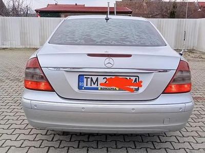 Utilizat 2003 Mercedes E220 Berlinǎ | 4.500 EUR (Puțin scump)