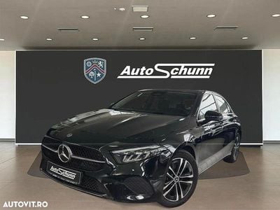 Culoarenegru Utilizat 2025 Mercedes A200 Progressive Berlinǎ | 30.499 EUR (Super Preț)