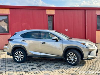 Lexus NX300h