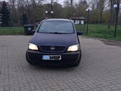 Utilizat 2001 Opel Zafira Monovolum | 500 EUR