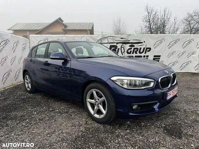 Culoarealbastru Utilizat 2015 BMW 118 Advantage Hatchback | 9.750 EUR (Scump)
