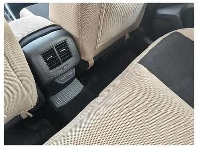 Gri Utilizat 2024 VW T-Roc SUV | 27.000 EUR (Preț OK)