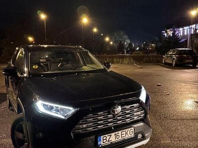 Culoarenegru Second-hand 2019 Toyota RAV4 Luxury SUV | 24.000 EUR (Preț OK)