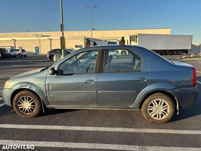 Culoarealbastru Utilizat 2007 Dacia Logan Prestige Berlinǎ | 1.750 EUR (Preț bun)