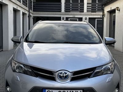 Toyota Auris Hybrid