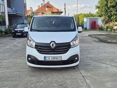 Culoarealb Utilizat 2018 Renault Trafic Monovolum | 13.770 EUR (Puțin scump)