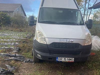 Culoarealb Utilizat 2013 Iveco Massif Monovolum | 18.000 EUR