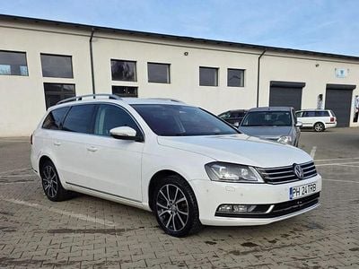 Culoarealb Utilizat 2011 VW Passat Highline Break | 8.500 EUR (Scump)