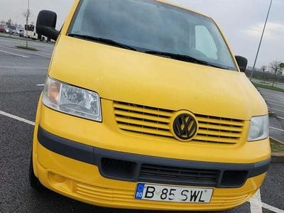 Culoaregalbeuriu Utilizat 2008 VW Transporter Van | 3.900 EUR