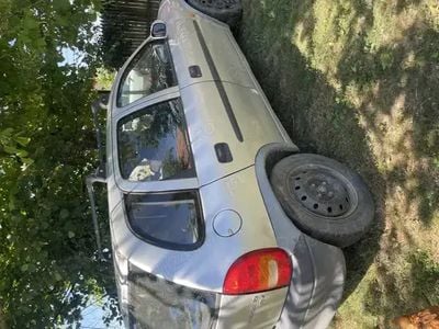 Utilizat 2000 Opel Corsa Berlinǎ | 500 EUR