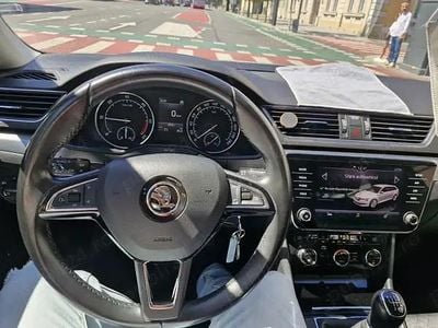 Second-hand Skoda Superb Business Line 150 CP (110 kW) 2018 Alb Monovolum