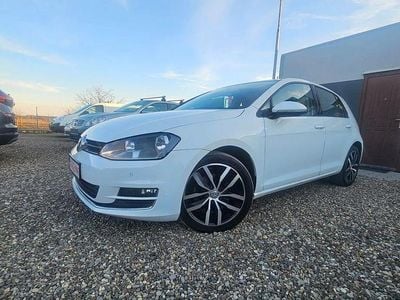Culoarealb Utilizat 2013 VW Golf VII Highline Hatchback | 9.490 EUR (Scump)