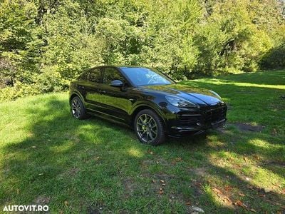 Second-hand Porsche Cayenne 462 CP (339 kW) 2022 Culoarenegru SUV
