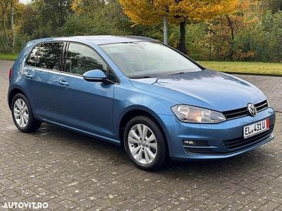 Second-hand VW Golf VII Comfortline 105 CP (77 kW) 2014 Culoarealbastru Hatchback