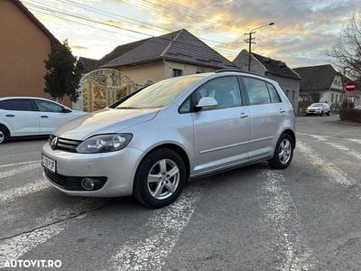 Second-hand VW Golf VII Life 85 CP (62 kW) 2013 Culoaregri Hatchback