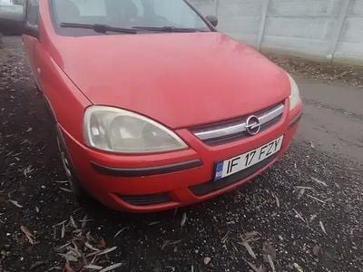 Rosu Utilizat 2004 Opel Corsa Coupe | 1.100 EUR (Preț bun)