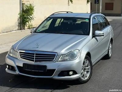 Utilizat 2012 Mercedes C200 | 6.200 EUR
