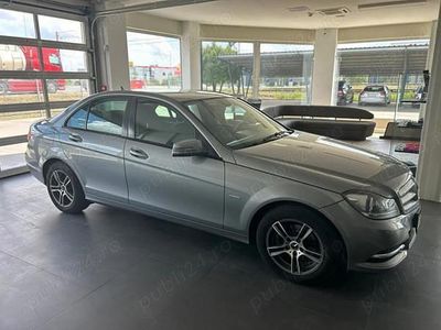 Utilizat 2011 Mercedes C200 Avantgarde Berlinǎ | 13.399 EUR