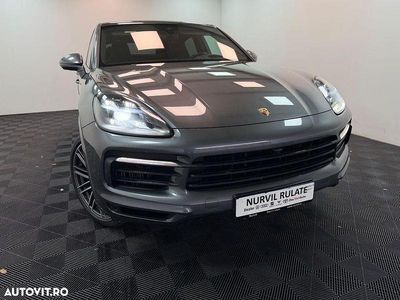 Culoaregri Utilizat 2020 Porsche Cayenne Coupe Coupe | 61.710 EUR