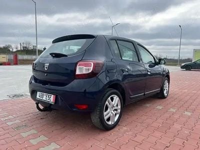 Second-hand Dacia Sandero 80 CP (58 kW) 2015 Albastru Hatchback