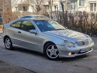Argintiu Utilizat 2002 Mercedes C180 Coupe | 1.600 EUR