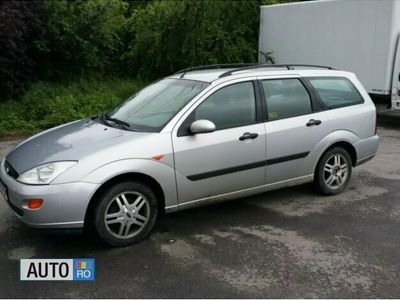 Second-hand Ford Focus 101 CP (74 kW) 2001 Gri Break