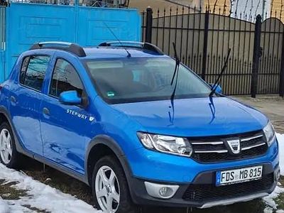 Second-hand Dacia Sandero Stepway 90 CP (66 kW) 2016 Berlinǎ