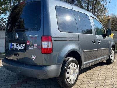 VW Caddy