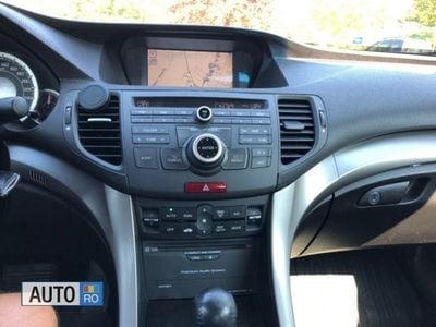 Second-hand Honda Accord 150 CP (110 kW) 2010 Gri Berlinǎ