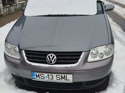 Utilizat 2005 VW Touran Monovolum | 2.499 EUR (Preț OK)