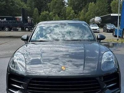 Porsche Macan S