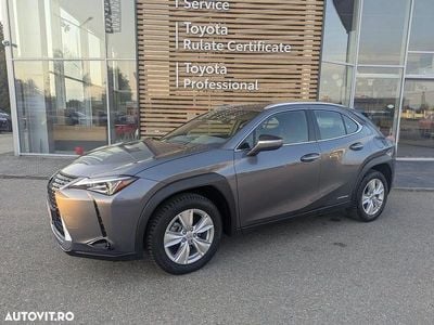 Lexus UX 250h