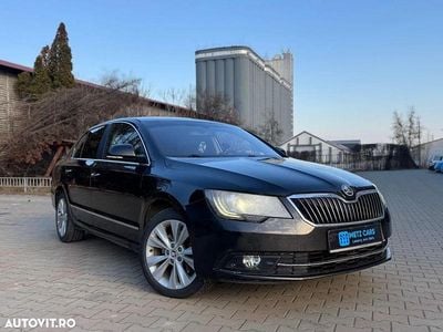 Culoarenegru Second-hand 2013 Skoda Superb Elegance Berlinǎ | 6.999 EUR (Preț OK)