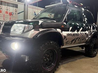 Culoareverde Second-hand 2000 Mitsubishi Pajero SUV | 6.900 EUR