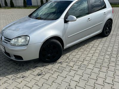 VW Golf V